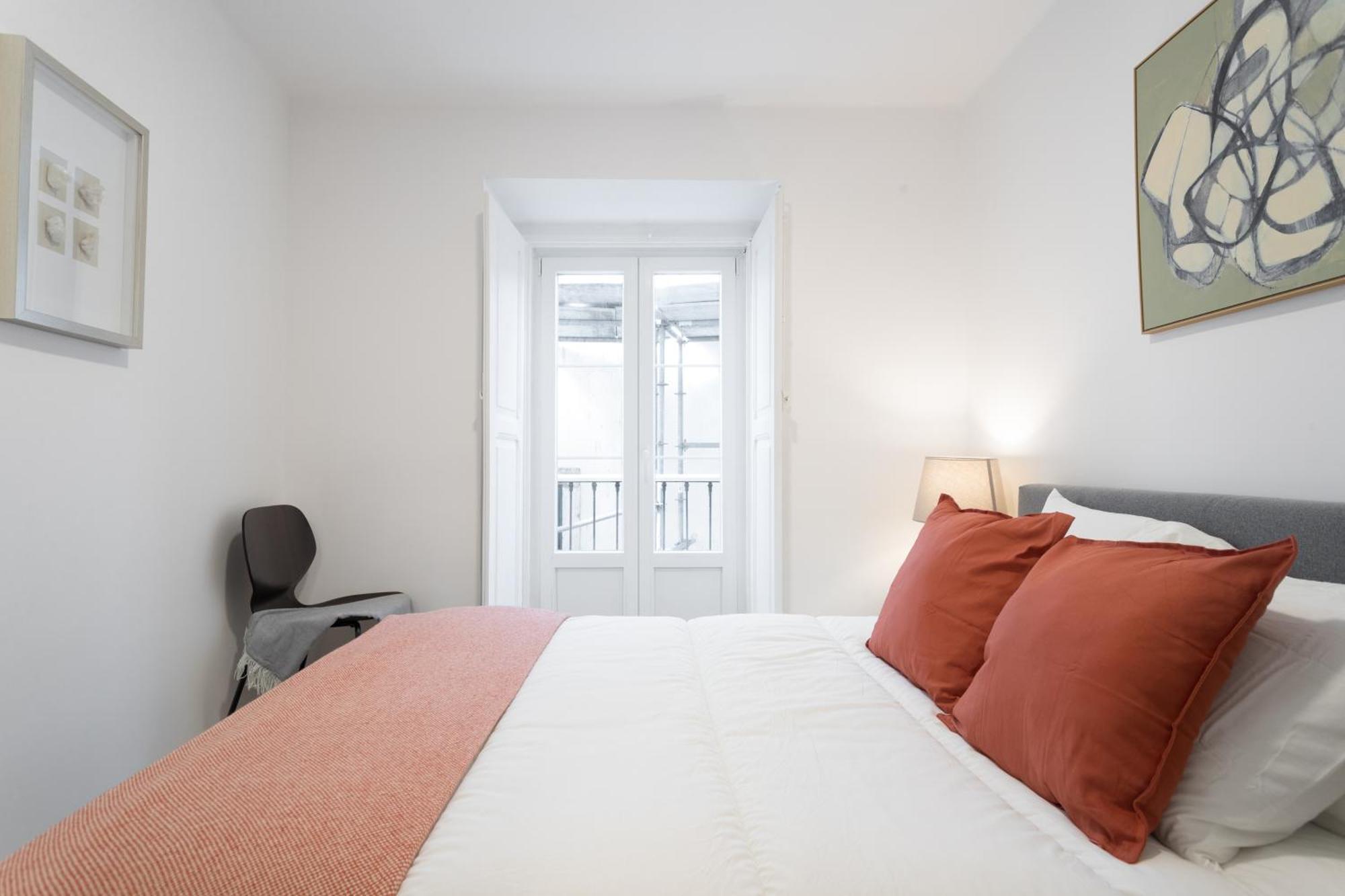 Cozy And Confy First Floor, Ace Location, 2 Bedrooms Lisbon